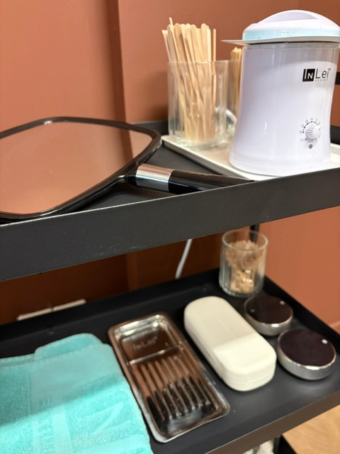 Waxen wenkbrauwen Aksent nail&brow bar Lier